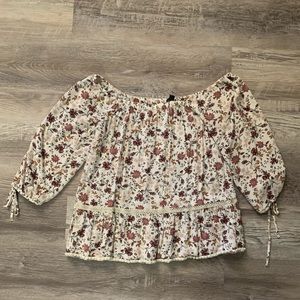 American Eagle Floral Blouse